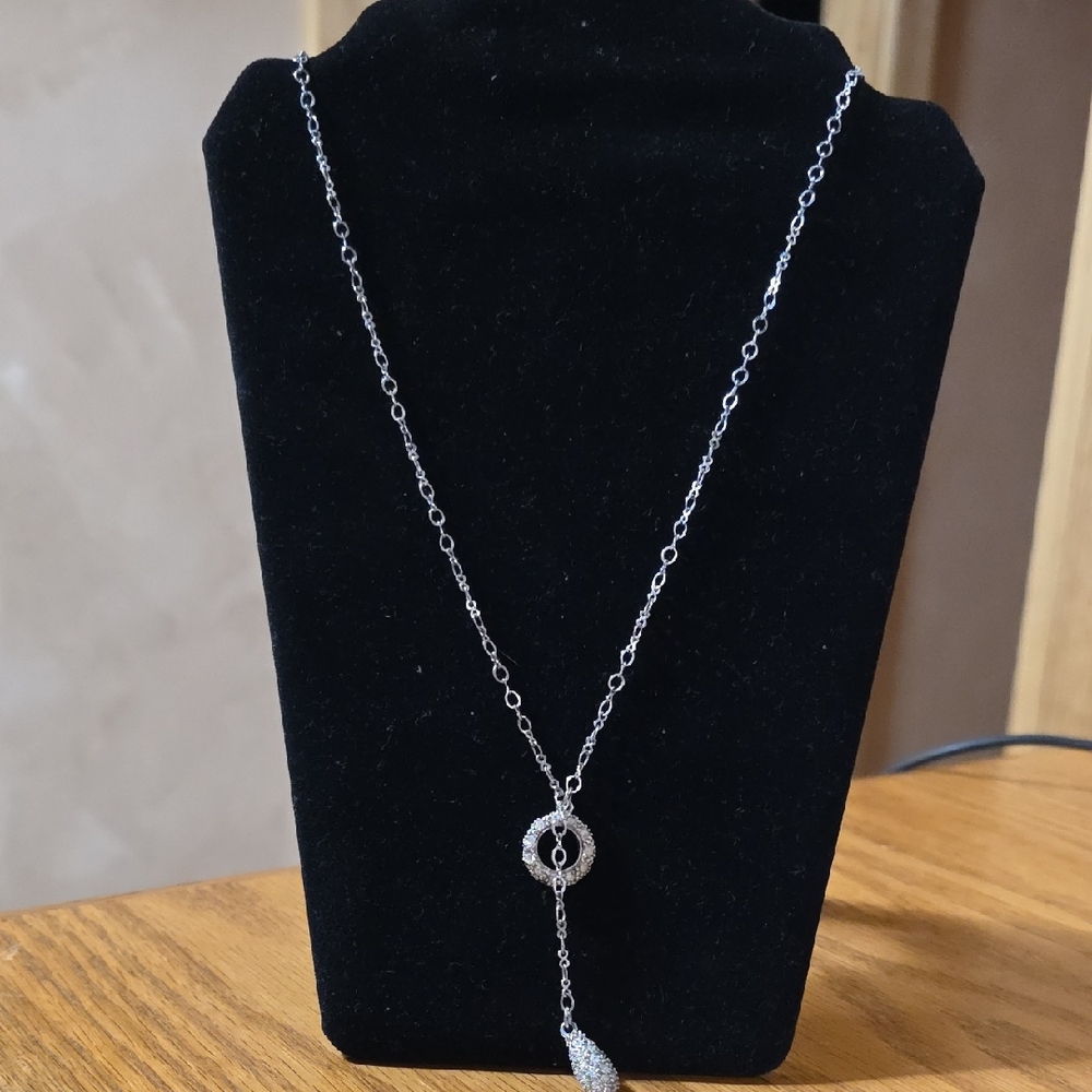 Lia Sophia Dazzling Silver Pendant Necklace